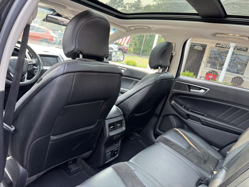 2015 Ford Edge Image 29