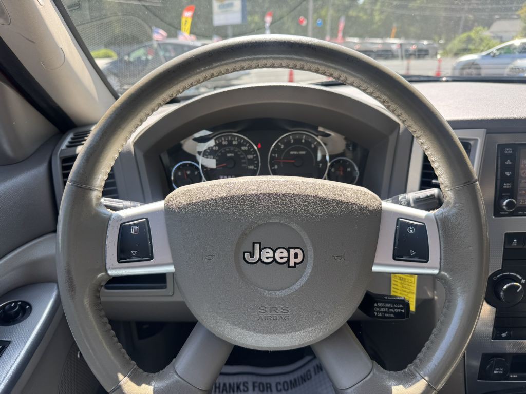 2010 Jeep Grand Cherokee Image 19