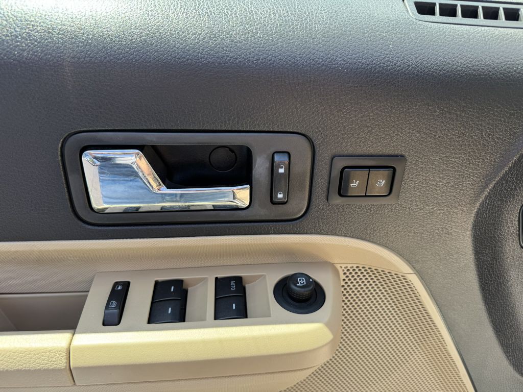 2010 Ford Edge Image 16