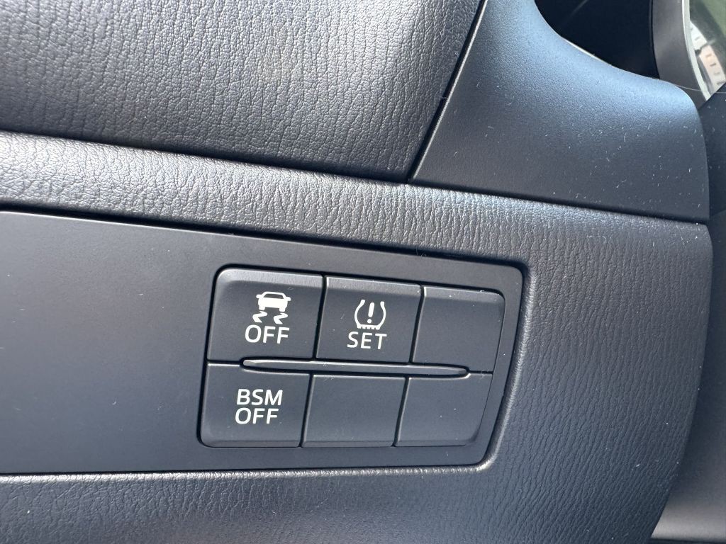 2014 Mazda Mazda3 Image 13