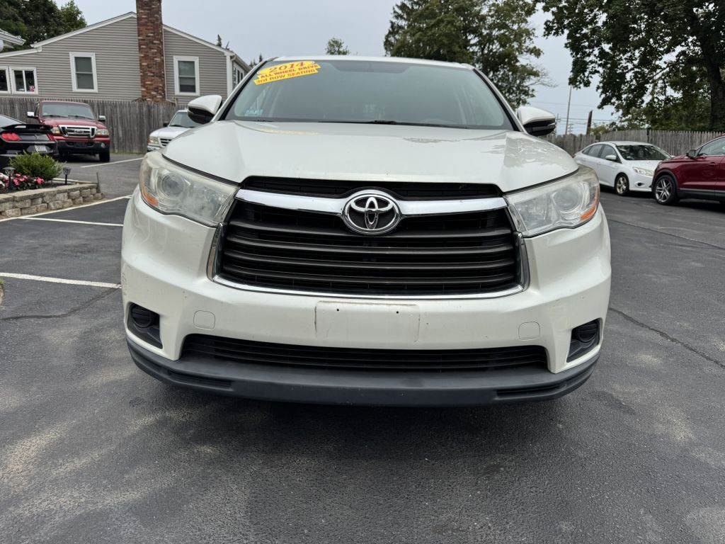 2014 Toyota Highlander Image 2