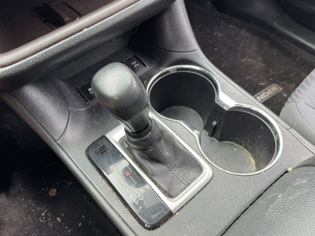 2014 Toyota Highlander Image 29