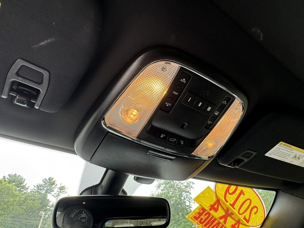 2019 Jeep Grand Cherokee Image 37