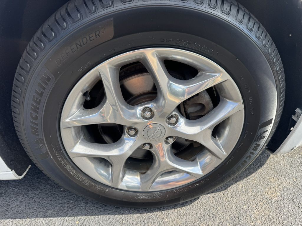 2018 Chrysler Pacifica Image 12