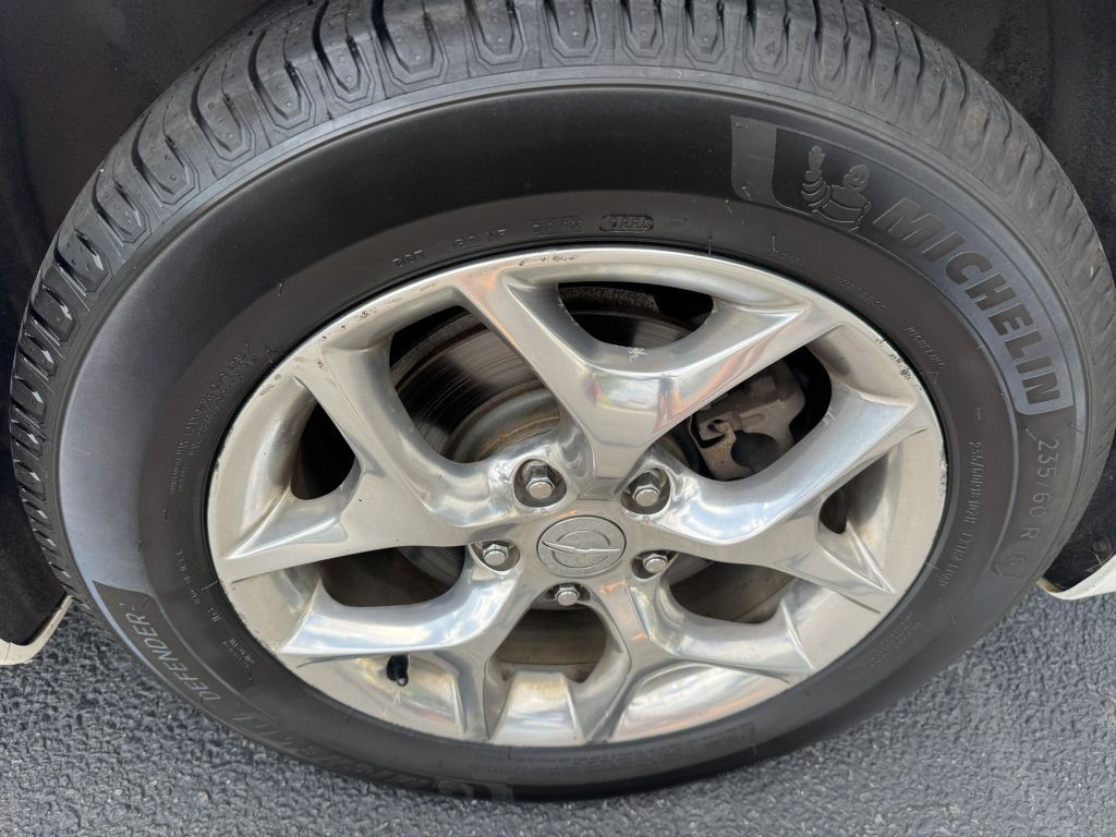 2018 Chrysler Pacifica Image 14