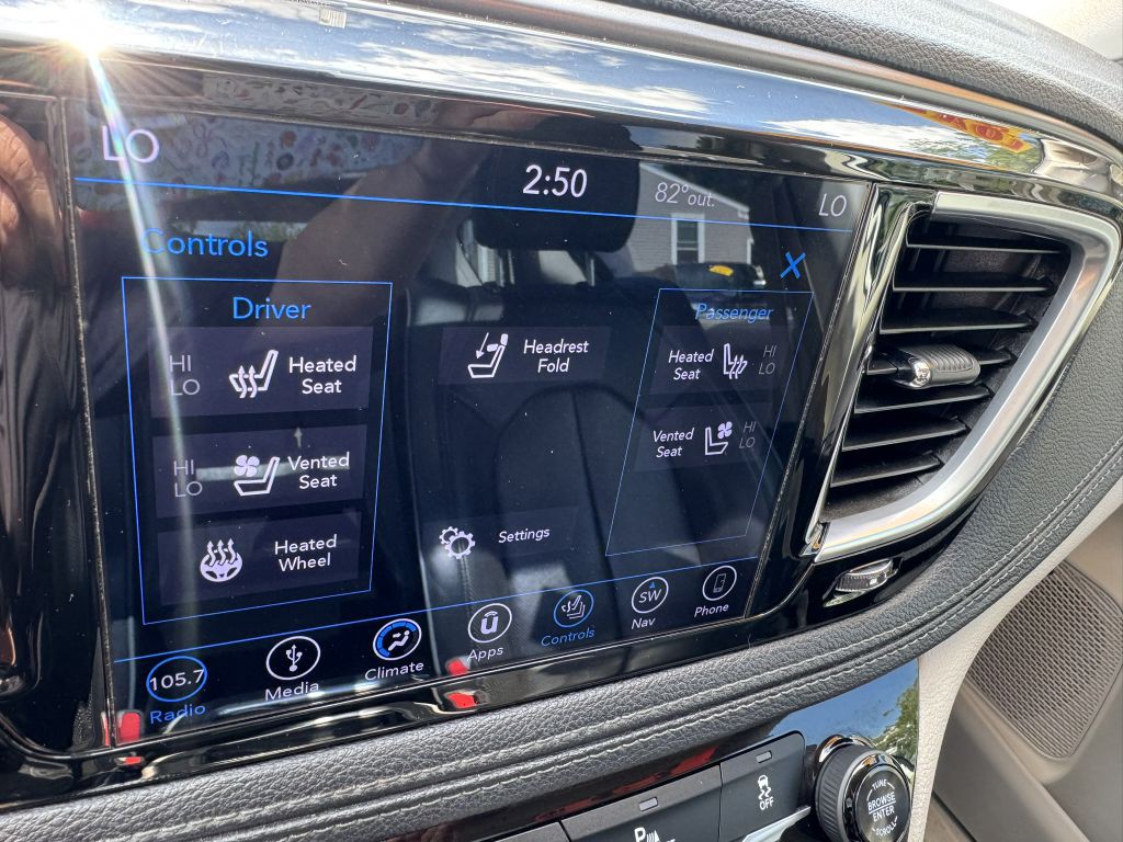 2018 Chrysler Pacifica Image 23