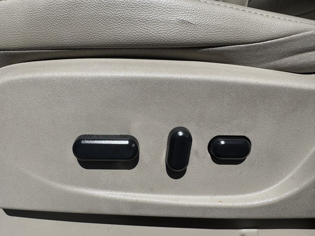 2015 Ford Escape Image 17