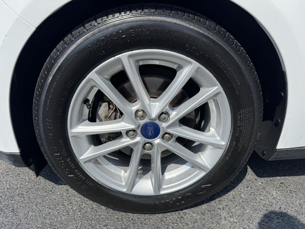 2018 Ford Focus Image 14