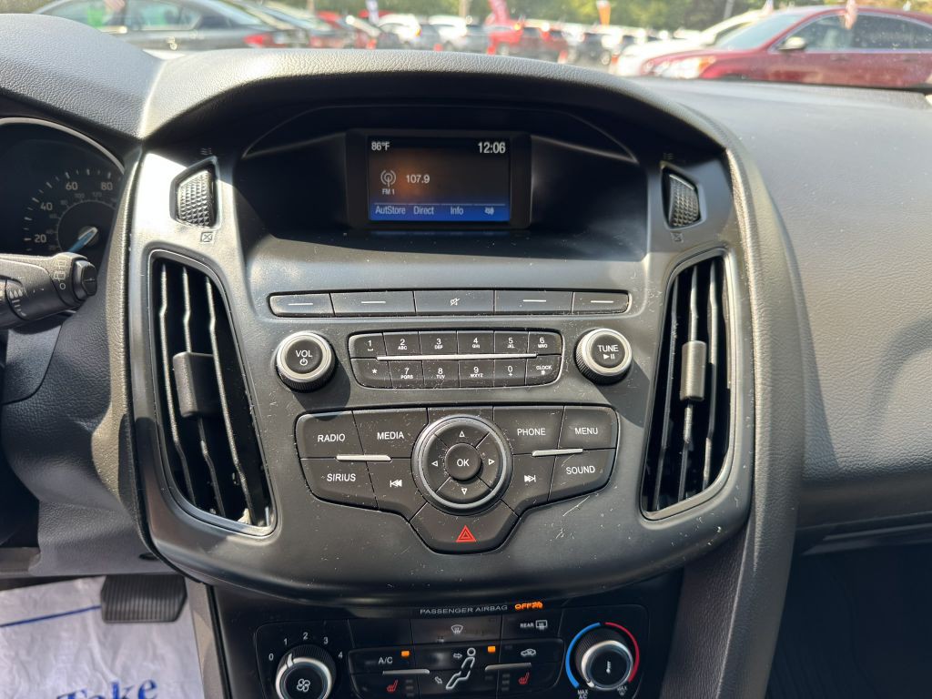 2018 Ford Focus Image 21