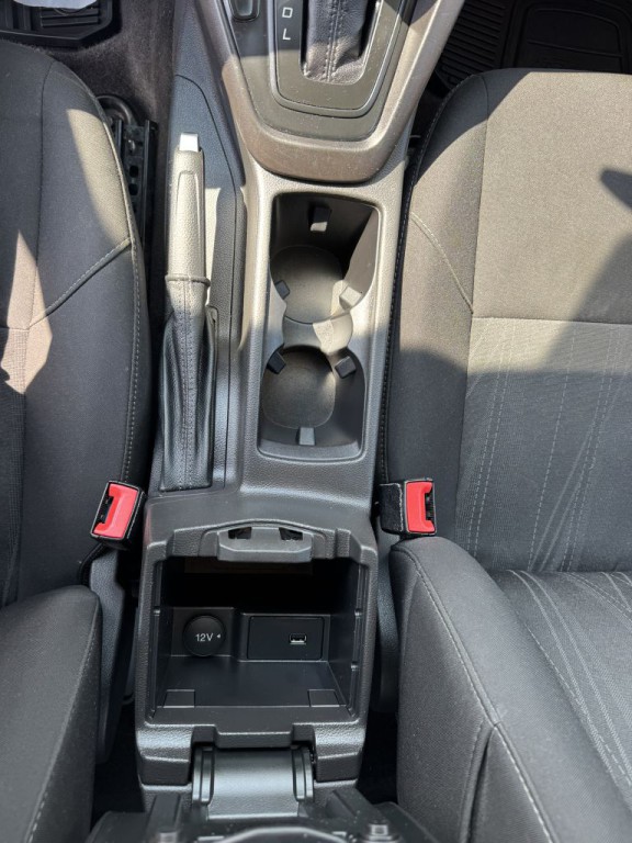2018 Ford Focus Image 25