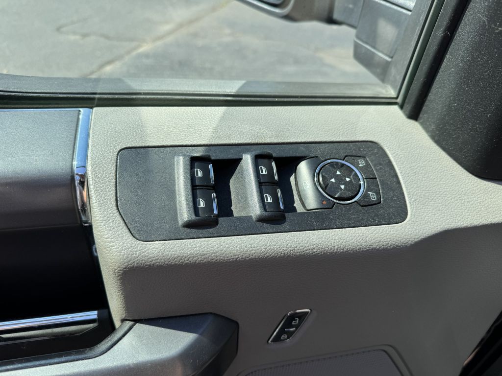 2015 Ford F-150 Image 16