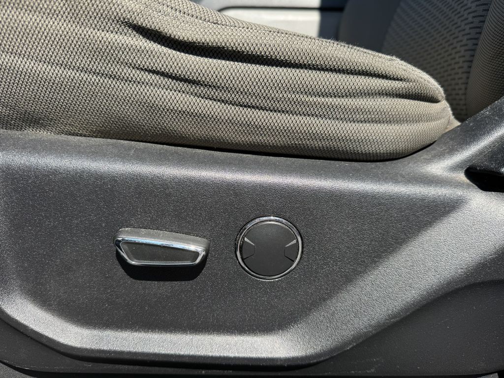 2015 Ford F-150 Image 17
