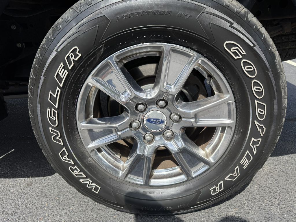 2015 Ford F-150 Image 13