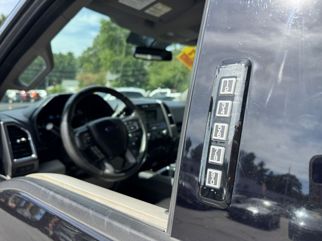 2015 Ford F-150 Image 14