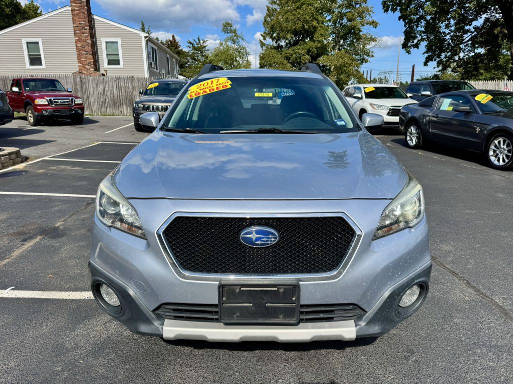 2017 Subaru Outback Image 2