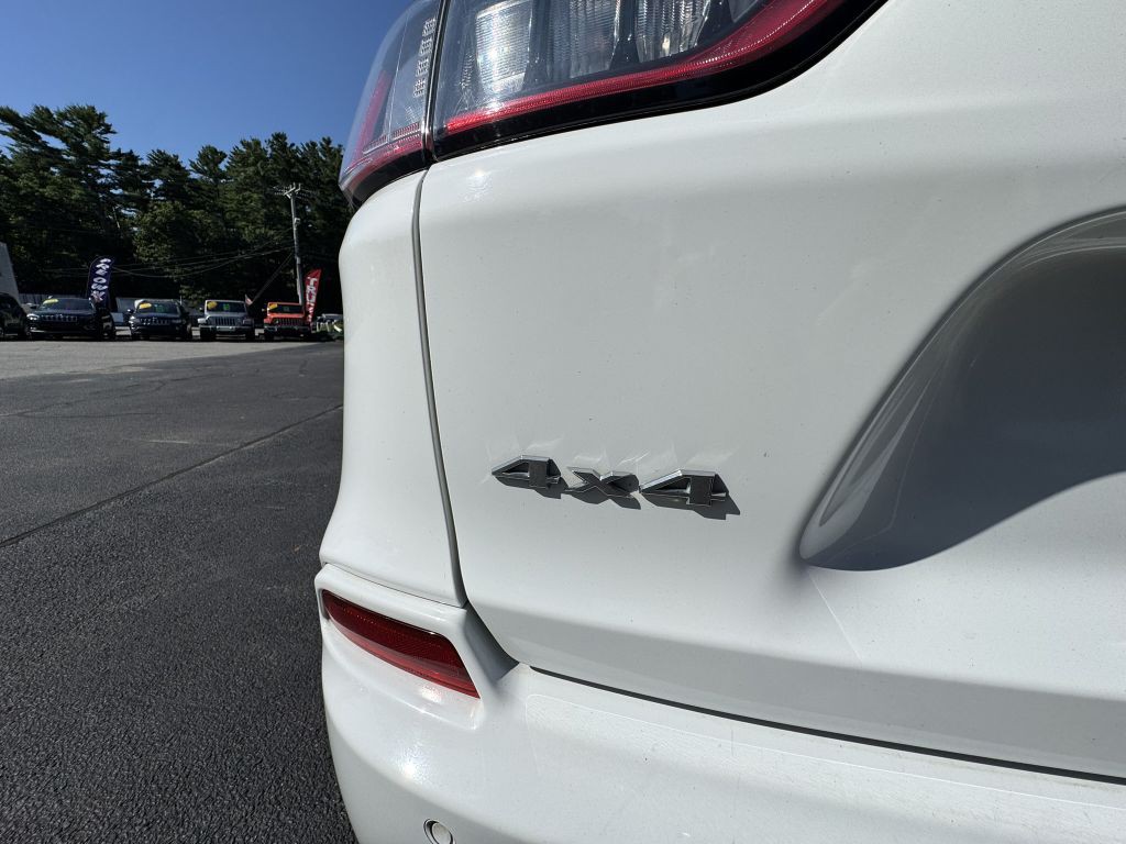 2019 Jeep Cherokee Image 14