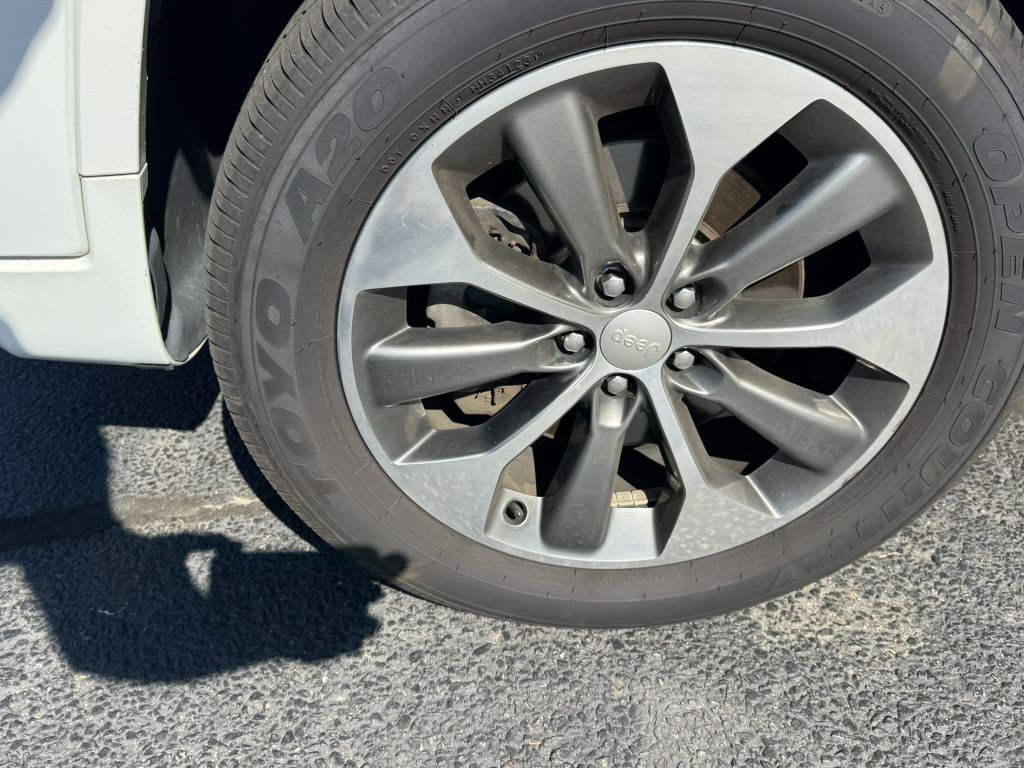 2019 Jeep Cherokee Image 21