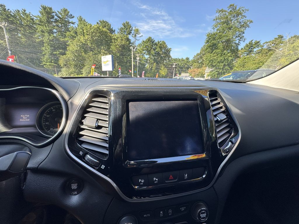 2019 Jeep Cherokee Image 27