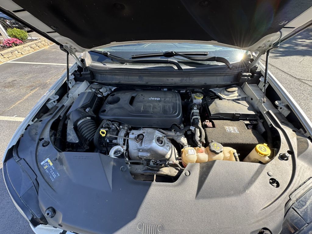 2019 Jeep Cherokee Image 36