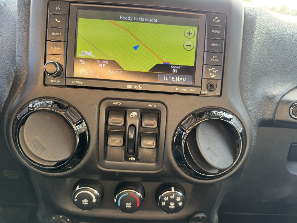 2015 Jeep Wrangler Unlimited Image 19