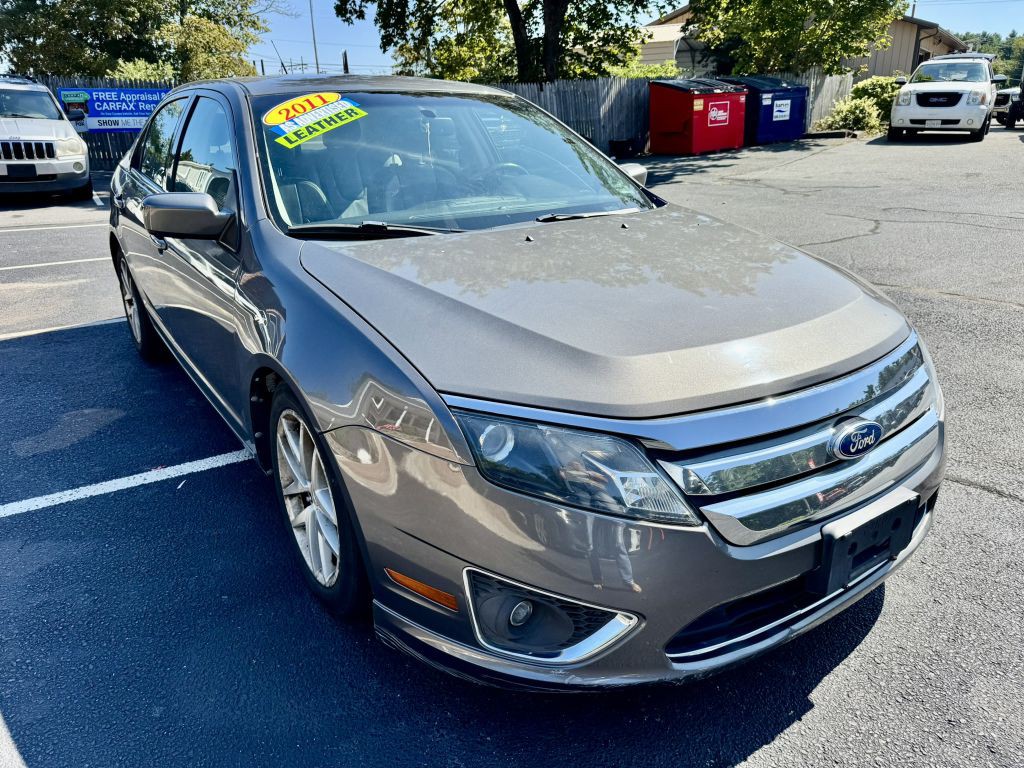 2011 Ford Fusion Image 3