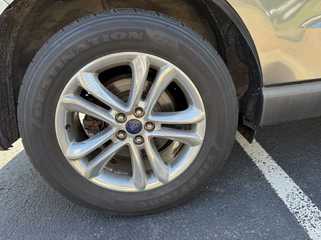 2015 Ford Edge Image 11