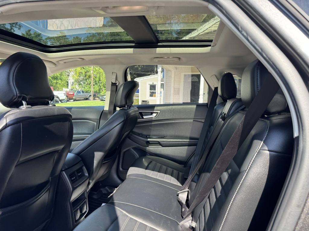 2015 Ford Edge Image 28