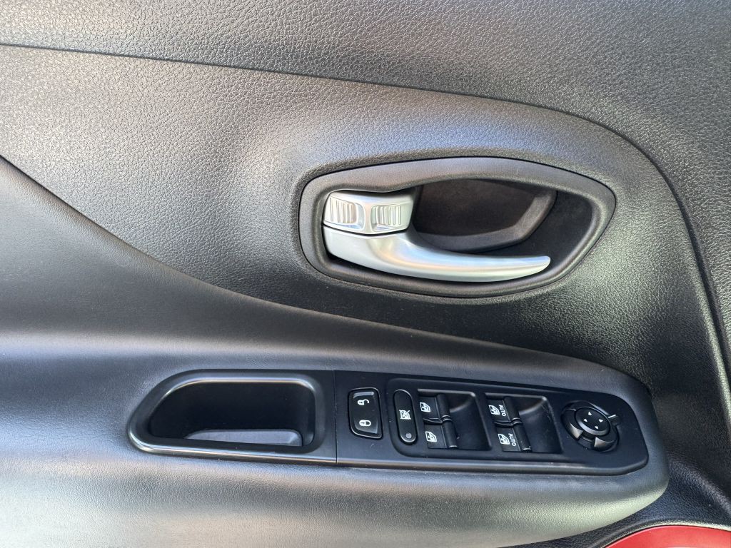 2018 Jeep Renegade Image 16