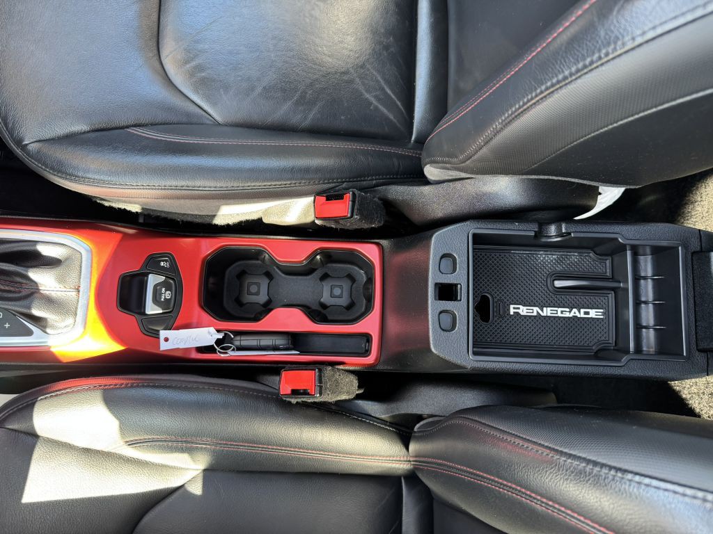 2018 Jeep Renegade Image 31