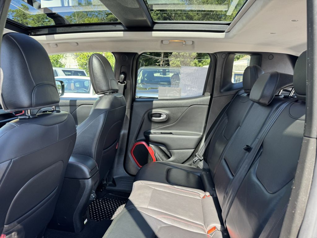 2018 Jeep Renegade Image 36