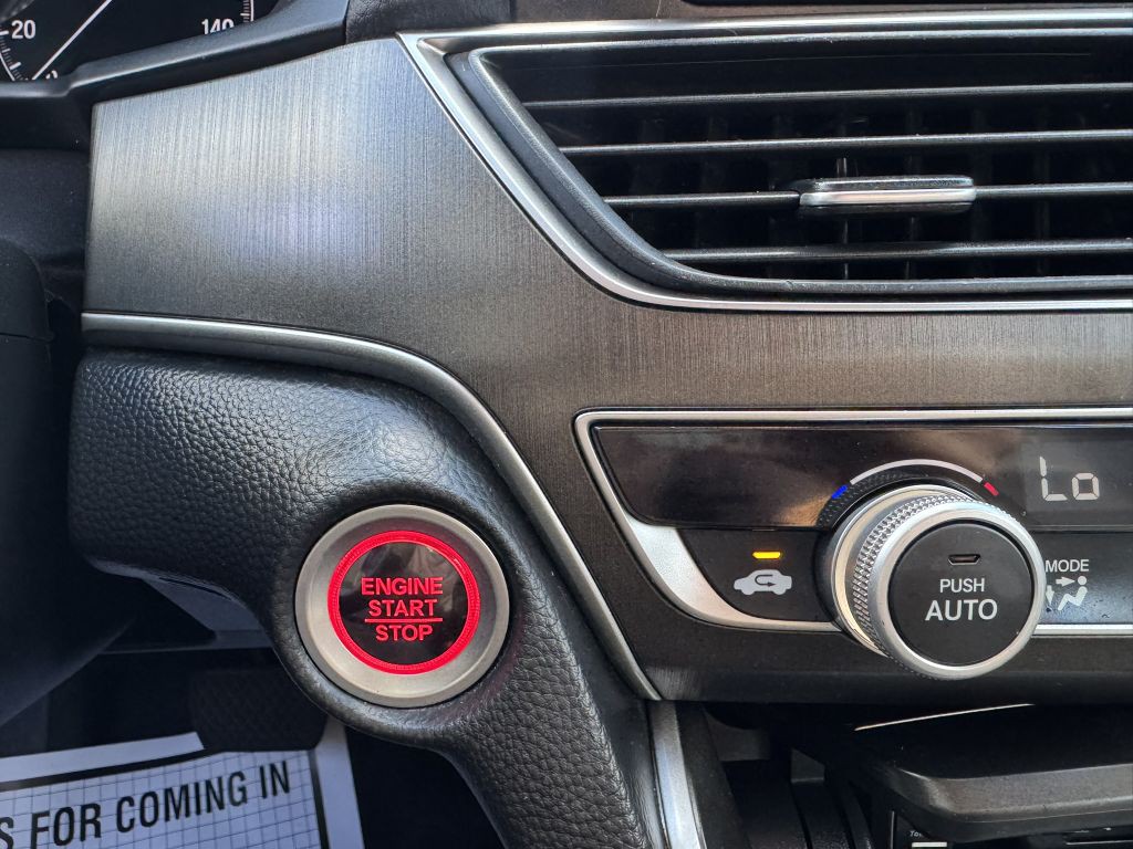 2018 Honda Accord Image 22