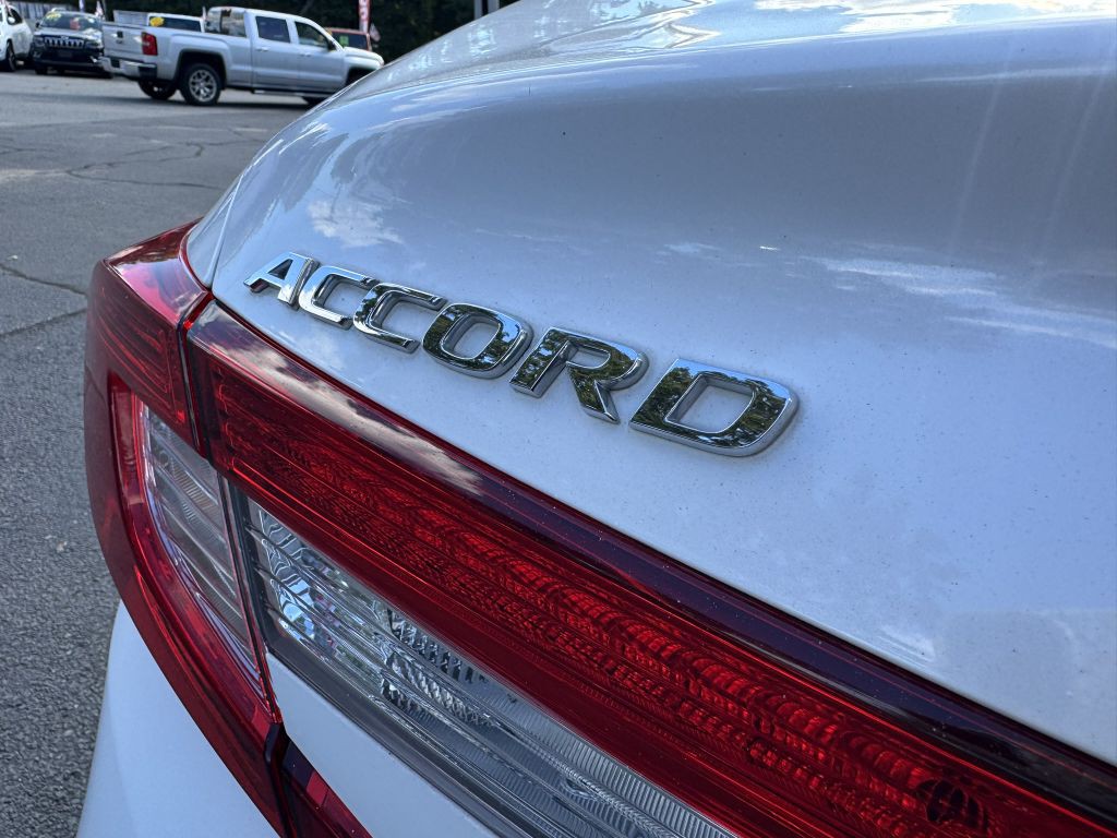 2018 Honda Accord Image 29