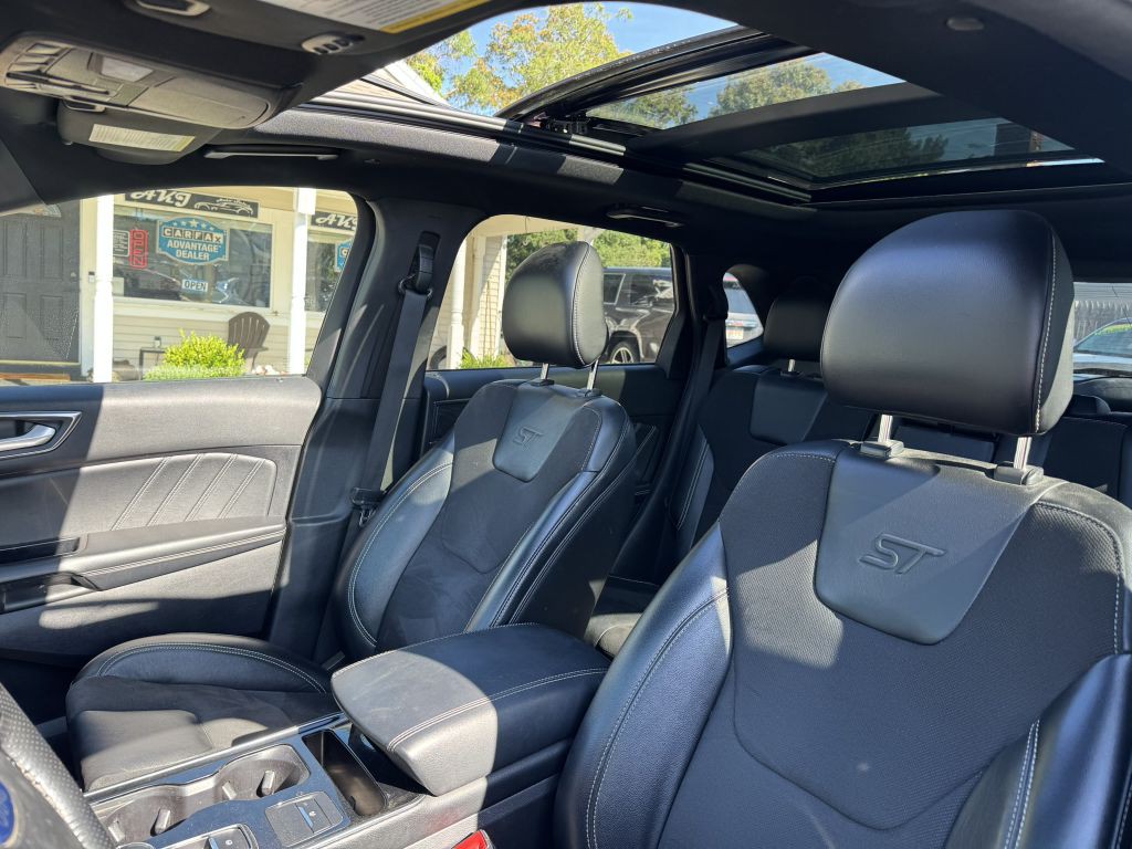 2019 Ford Edge Image 5