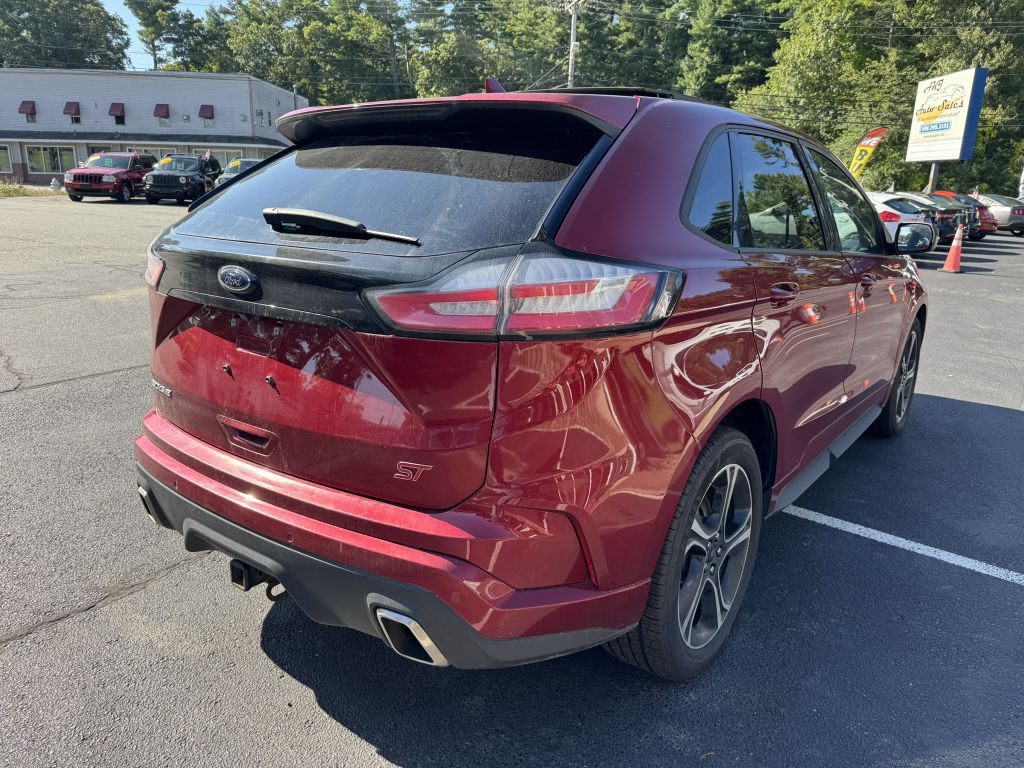 2019 Ford Edge Image 9