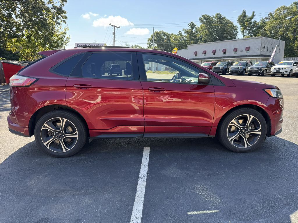 2019 Ford Edge Image 10