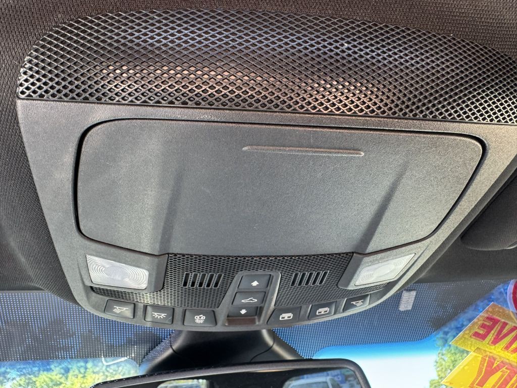 2019 Ford Edge Image 27