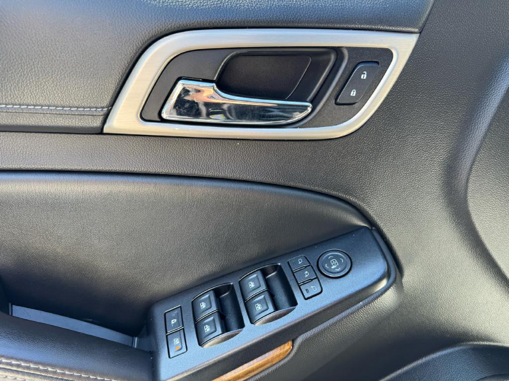 2015 GMC Yukon Image 16