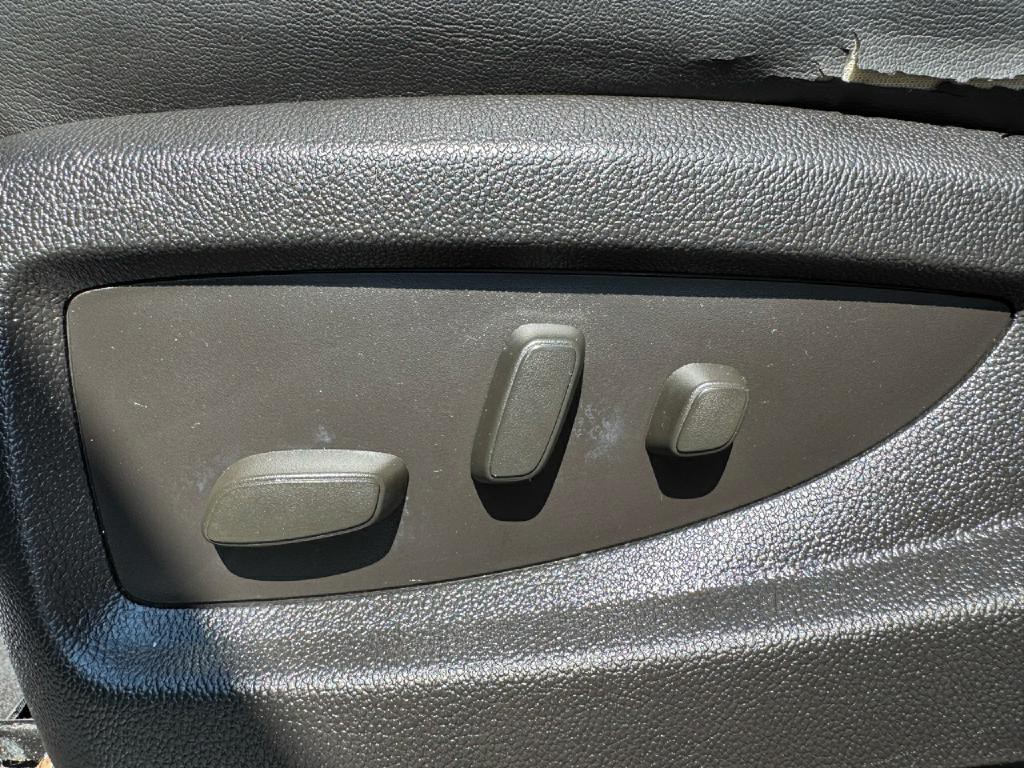 2015 GMC Yukon Image 19