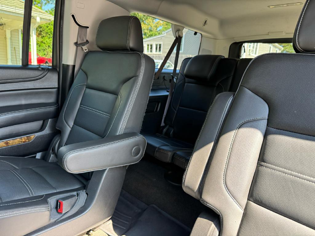 2015 GMC Yukon Image 32