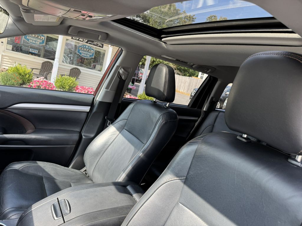 2018 Toyota Highlander Image 5