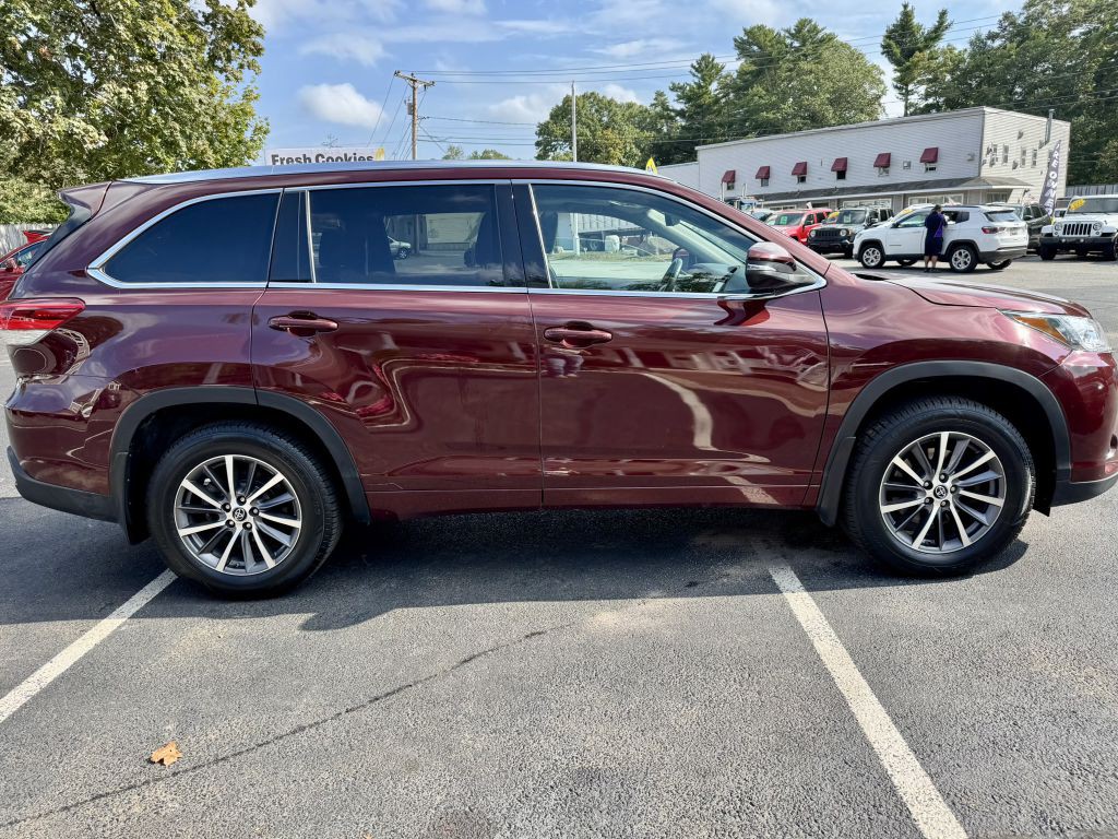 2018 Toyota Highlander Image 6