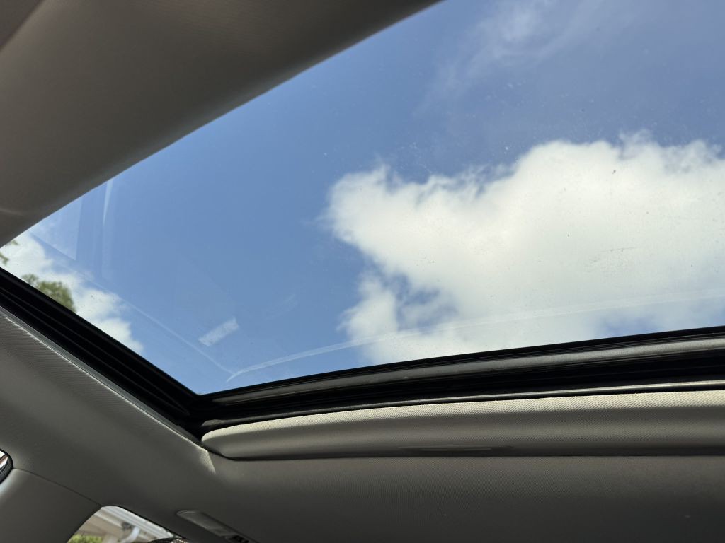 2018 Toyota Highlander Image 28