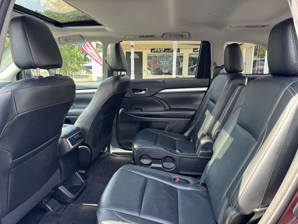 2018 Toyota Highlander Image 30