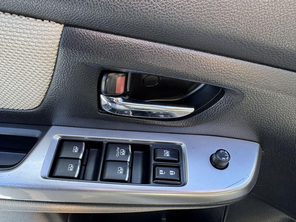 2016 Subaru Crosstrek Image 12
