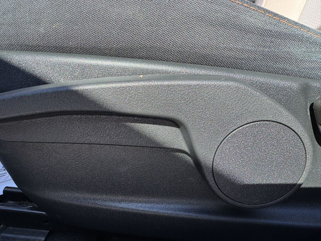 2016 Subaru Crosstrek Image 13