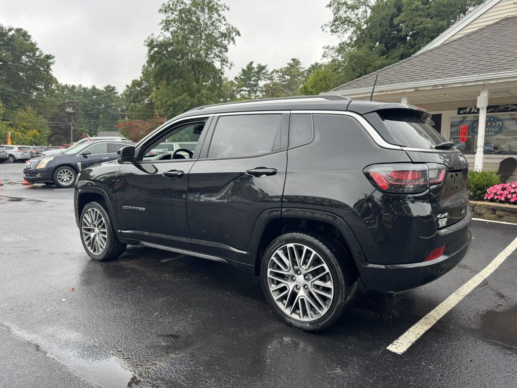 2022 Jeep Compass Image 11