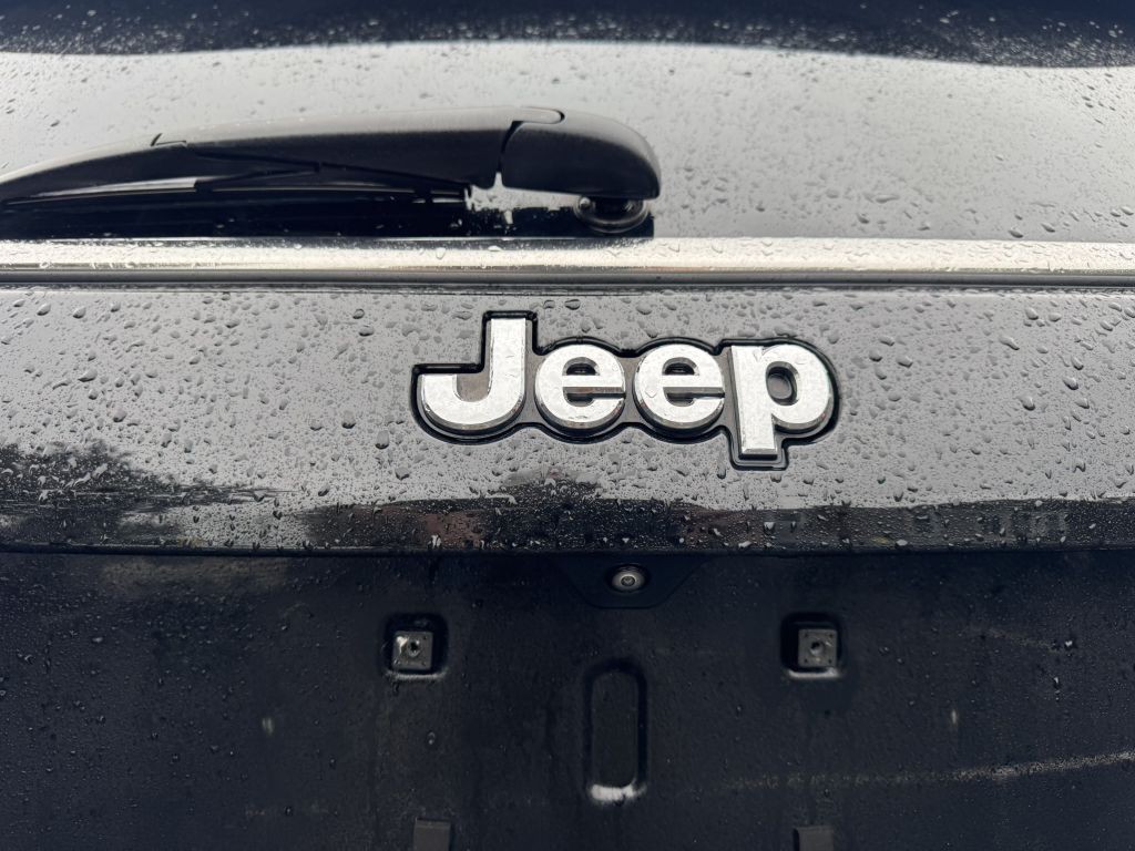 2022 Jeep Compass Image 13