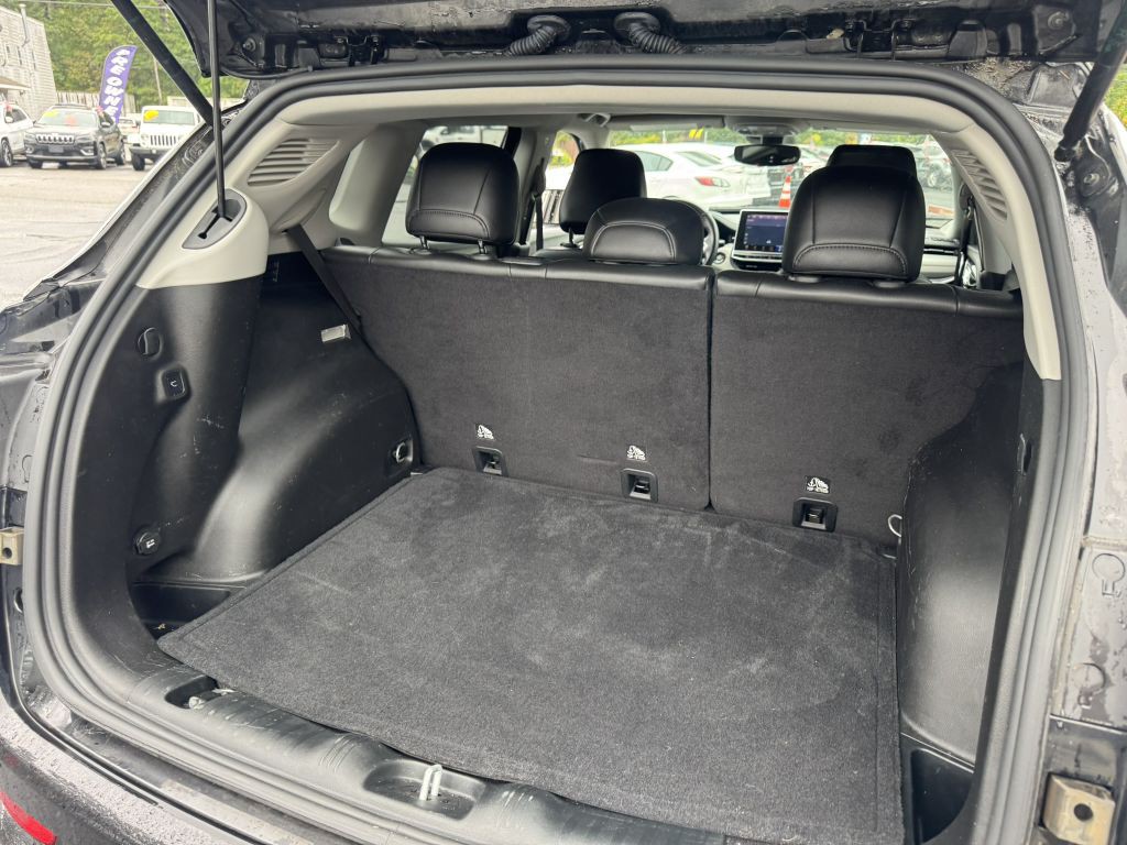 2022 Jeep Compass Image 16
