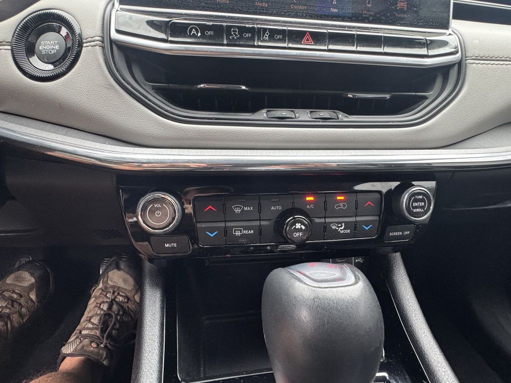 2022 Jeep Compass Image 37