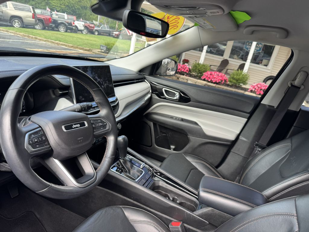 2022 Jeep Compass Image 4